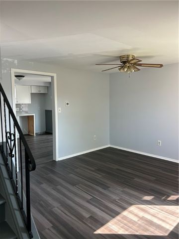 105 Rondelay Drive, Cheektowaga, NY 14227