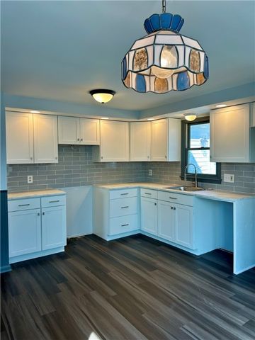 105 Rondelay Drive, Cheektowaga, NY 14227