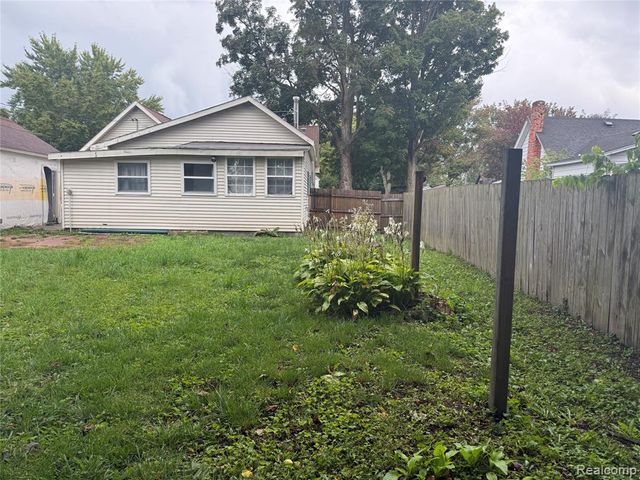 140 Alexander Street, Caro, MI 48723