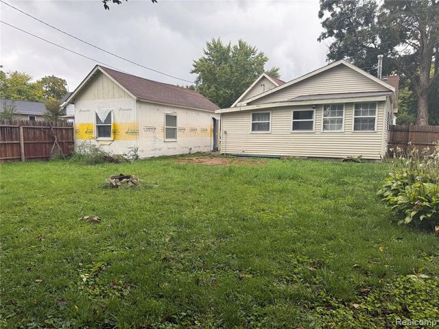 140 Alexander Street, Caro, MI 48723