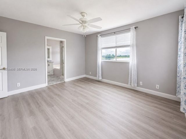 963 Falling Water Road, Weston, FL 33326