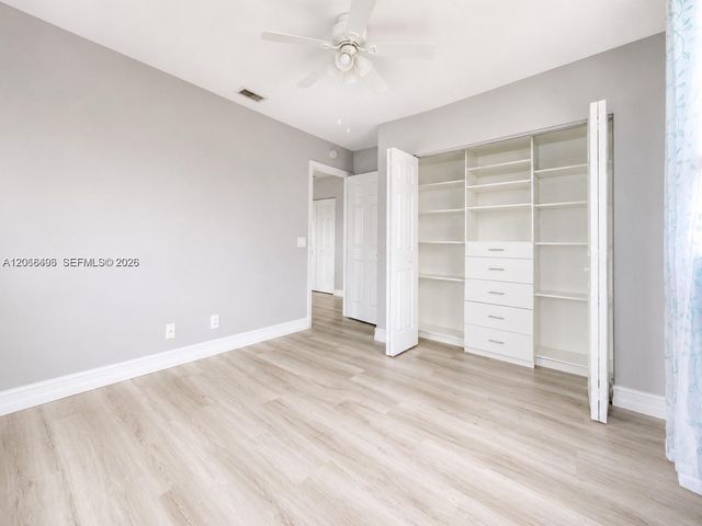 963 Falling Water Road, Weston, FL 33326