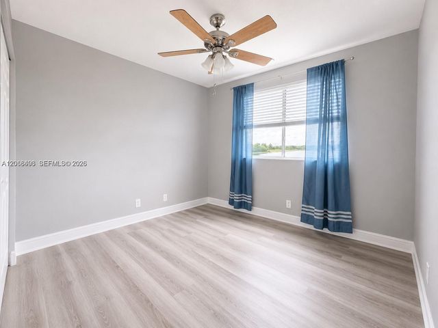 963 Falling Water Road, Weston, FL 33326