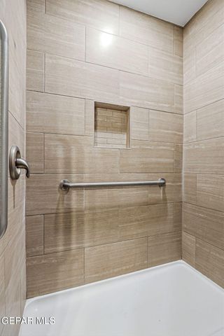 5140 PARIS Avenue, El Paso, TX 79924