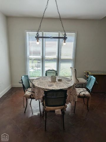 2111 Autumn Drive, Jonesboro, AR 72404