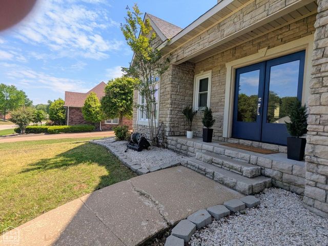 2111 Autumn Drive, Jonesboro, AR 72404