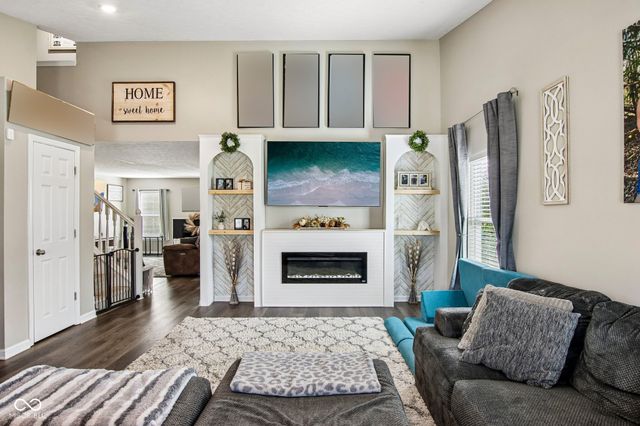 3079 Harvest Grove Lane, Bargersville, IN 46106