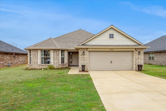 2520 RUTHERFORD DR, Southaven, MS 38672