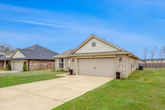 2520 RUTHERFORD DR, Southaven, MS 38672