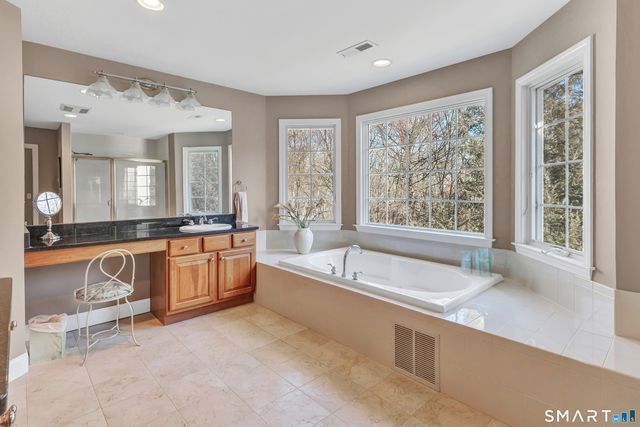 230 Fitch Pass 230, Trumbull, CT 06611