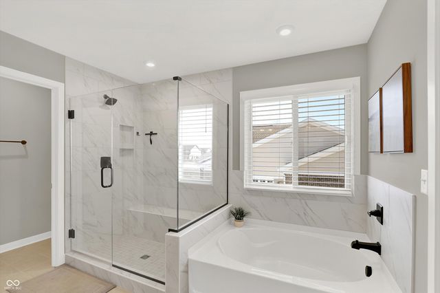 36 Henbury Court, Westfield, IN 46074