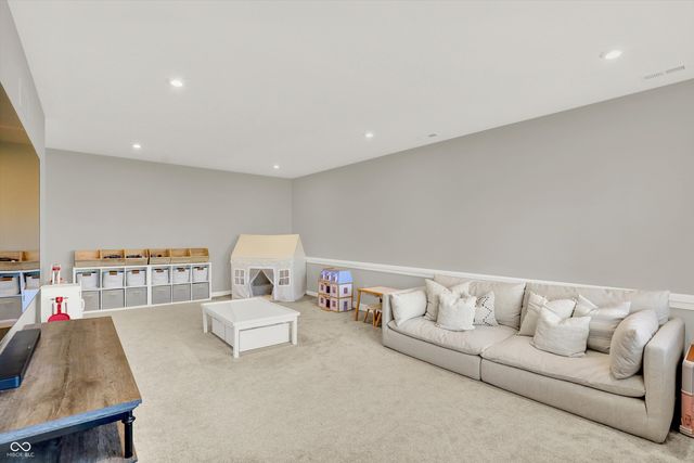 36 Henbury Court, Westfield, IN 46074