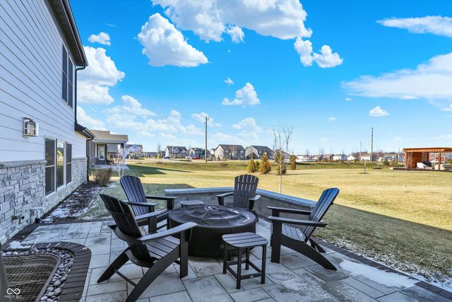 36 Henbury Court, Westfield, IN 46074