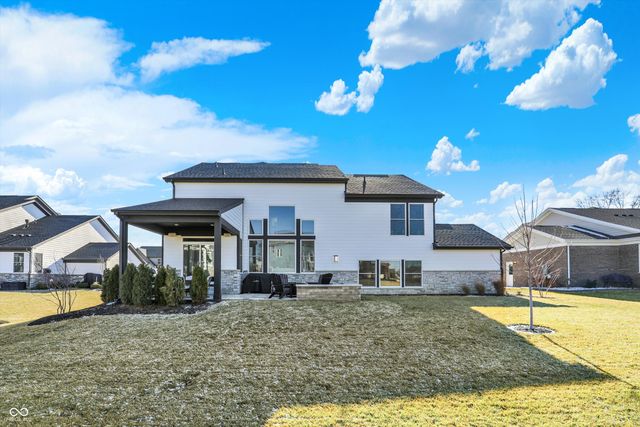 36 Henbury Court, Westfield, IN 46074