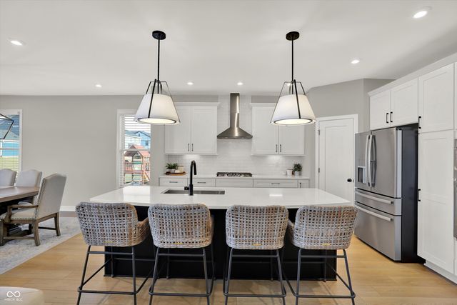 36 Henbury Court, Westfield, IN 46074