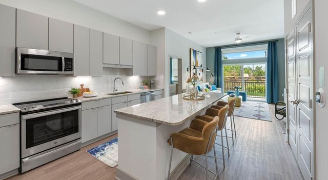 9330 Main Street 389, Houston, TX 77025