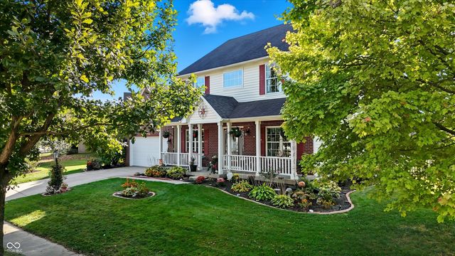 5703 Cantigny Way N, Carmel, IN 46033