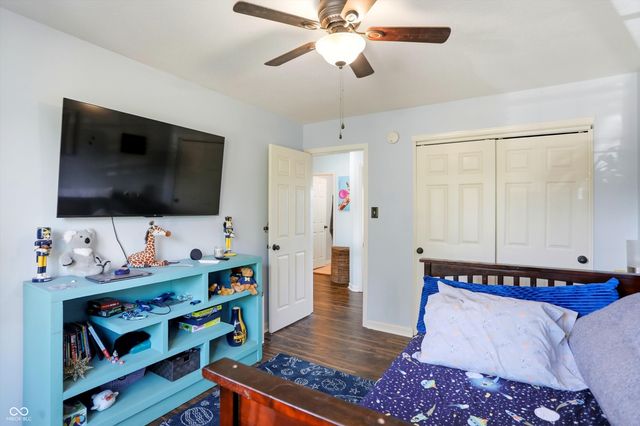 5703 Cantigny Way N, Carmel, IN 46033
