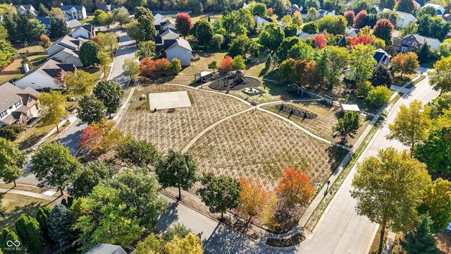 5703 Cantigny Way N, Carmel, IN 46033