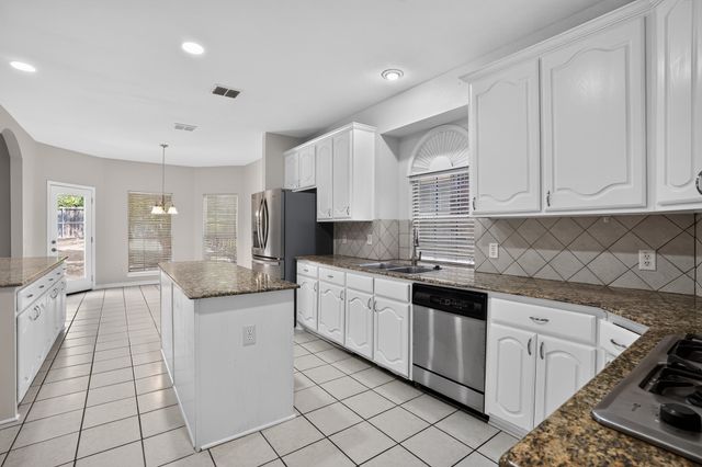 7405 Sweet Meadows Drive, Fort Worth, TX 76123