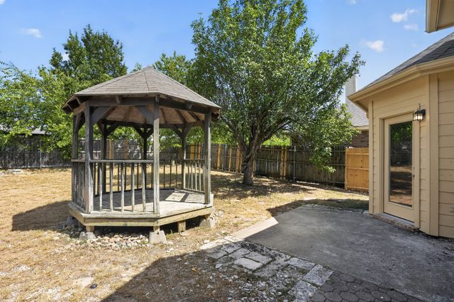 7405 Sweet Meadows Drive, Fort Worth, TX 76123