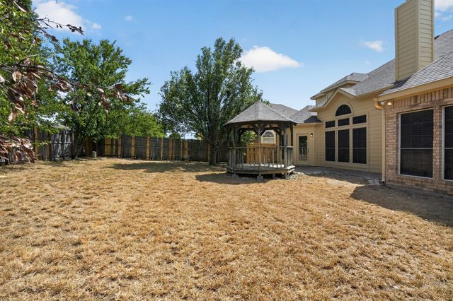 7405 Sweet Meadows Drive, Fort Worth, TX 76123