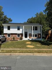 982 SUMMER HILL DR, Gambrills, MD 21054