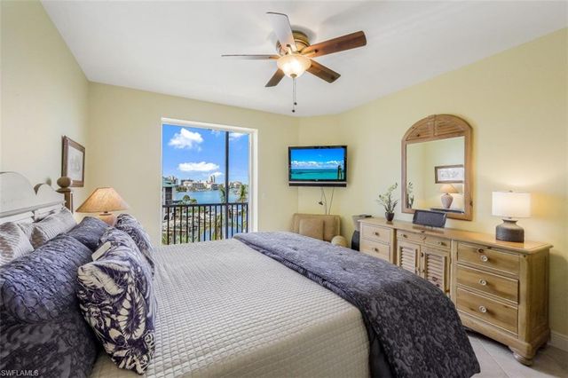 400 Flagship DR 504, Naples, FL 34108