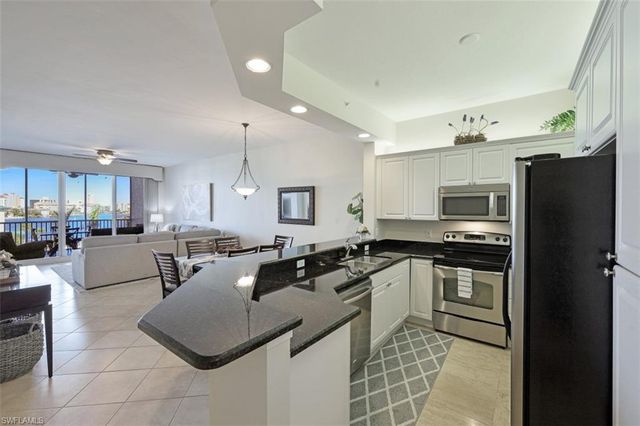 400 Flagship DR 504, Naples, FL 34108
