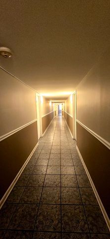 680 Marilyn Avenue 104, Glendale Heights, IL 60139