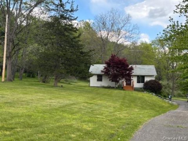 100 Crans Road, Middletown, NY 10941