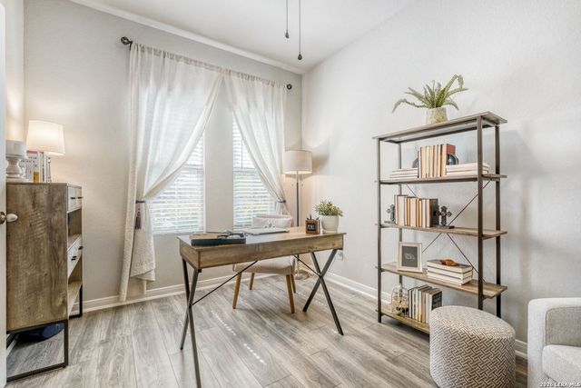 724 Rusty Gate Way, New Braunfels, TX 78130