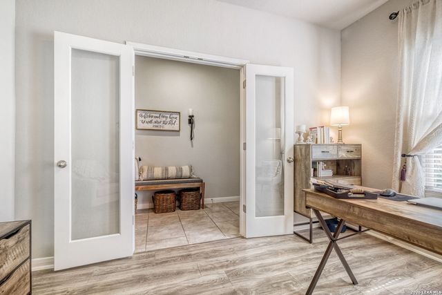 724 Rusty Gate Way, New Braunfels, TX 78130