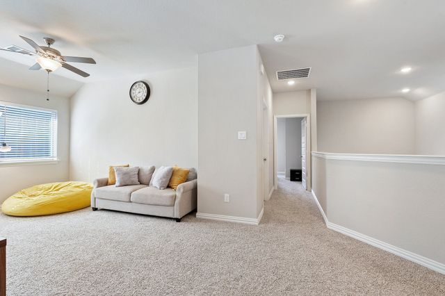 3904 Ford Drive, Heartland, TX 75126