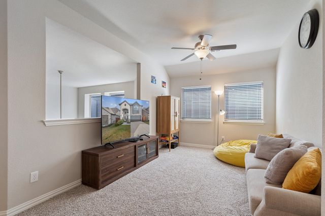 3904 Ford Drive, Heartland, TX 75126