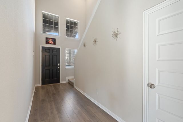 3904 Ford Drive, Heartland, TX 75126