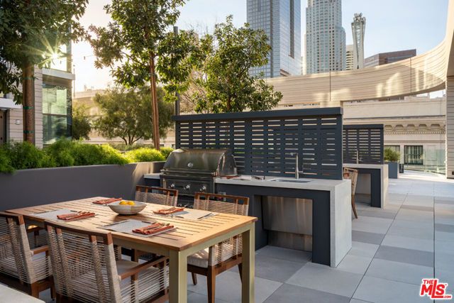 400 S Broadway 1608, Los Angeles, CA 90013