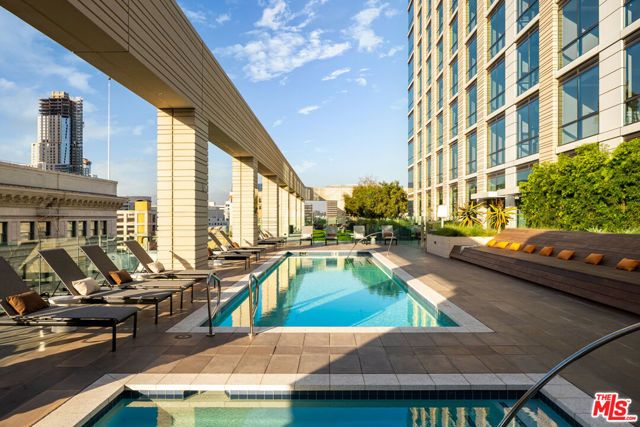 400 S Broadway 1608, Los Angeles, CA 90013