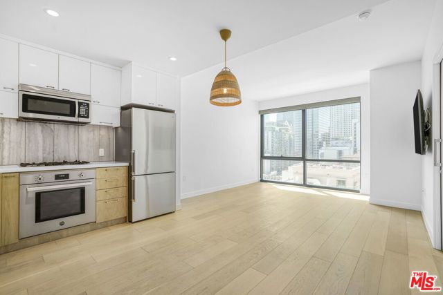 400 S Broadway 1608, Los Angeles, CA 90013