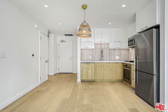 400 S Broadway 1608, Los Angeles, CA 90013