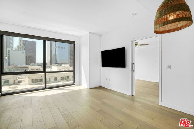 400 S Broadway 1608, Los Angeles, CA 90013
