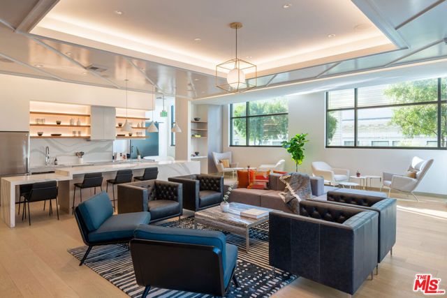 400 S Broadway 1608, Los Angeles, CA 90013