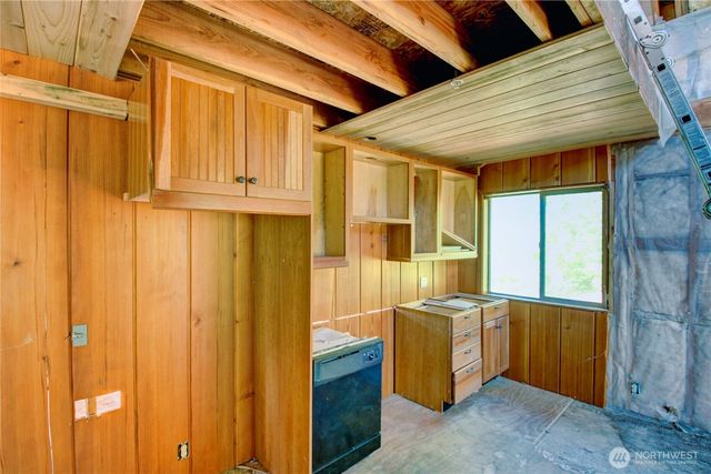 45028 Baker Lake Road, Concrete, WA 98237