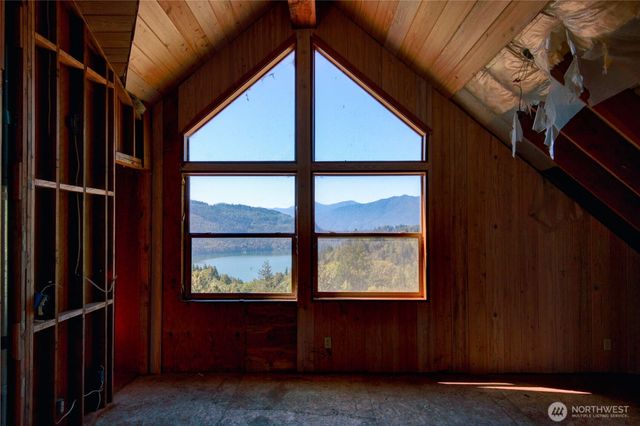 45028 Baker Lake Road, Concrete, WA 98237