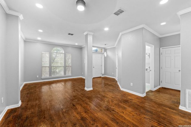 707 Lorimor Ct, San Antonio, TX 78258