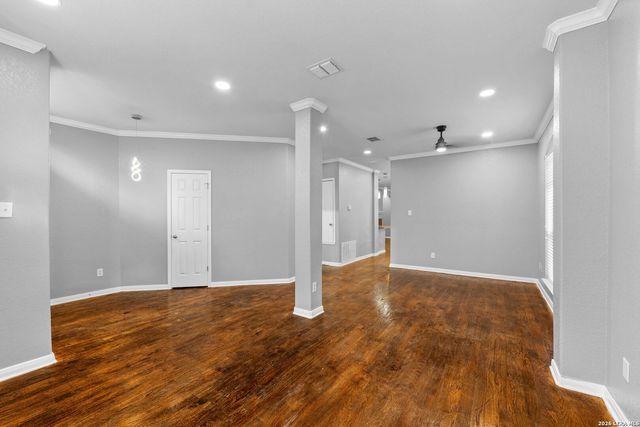 707 Lorimor Ct, San Antonio, TX 78258