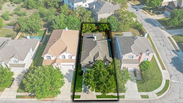 707 Lorimor Ct, San Antonio, TX 78258