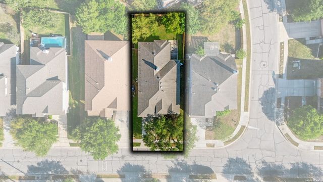 707 Lorimor Ct, San Antonio, TX 78258