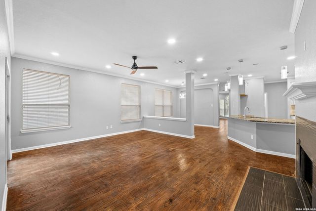 707 Lorimor Ct, San Antonio, TX 78258