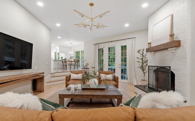8 Larch Road, Acton, MA 01720